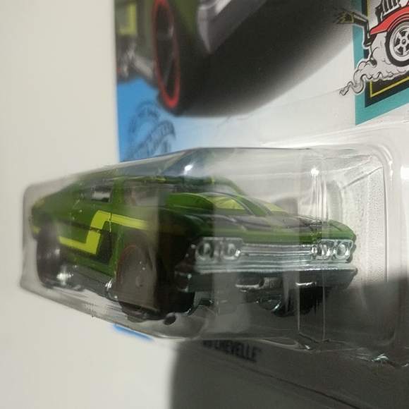 Hot Wheels '69 Chevelle - Picture 8 of 8